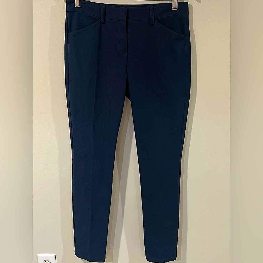 Women’s Theory Size 6 Navy Soft Cotton Staple Straight Leg Slacks Pants Trousers